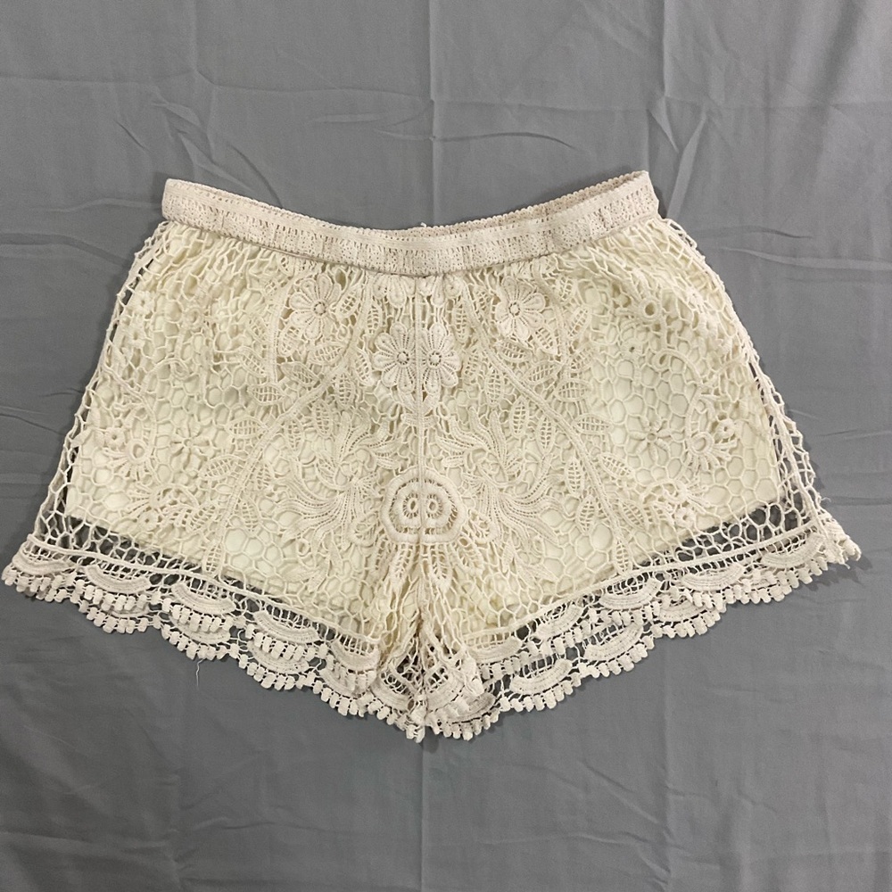 Vivid Collection Shorts Womens M Crochet Boho Coquette Cotton Knit Lined Ivory - Picture 10 of 10